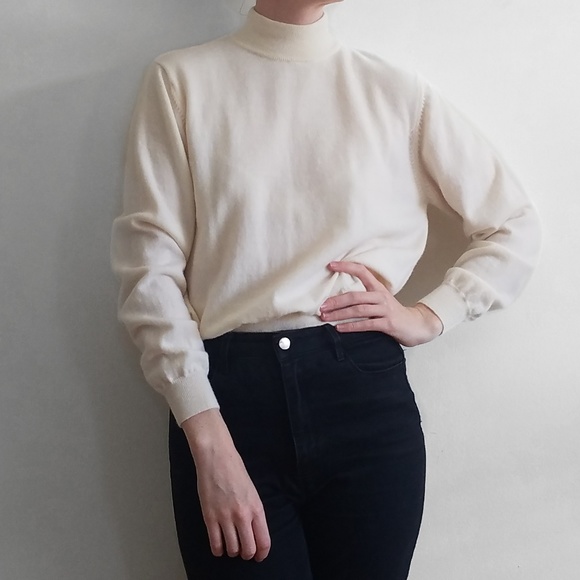 Charter Club 100% Merino Wool Turtleneck Sweater - Picture 2 of 9